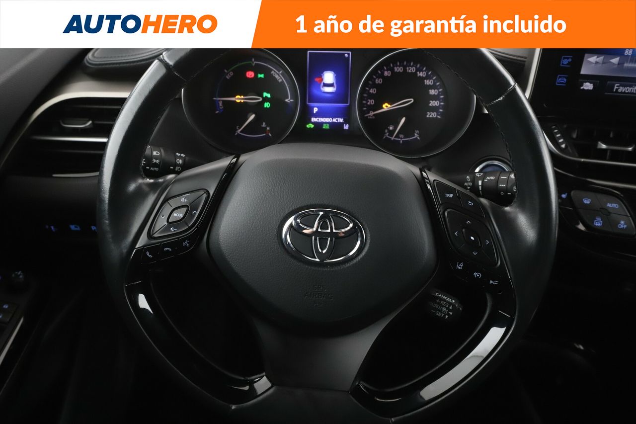 Foto Toyota C-HR 20