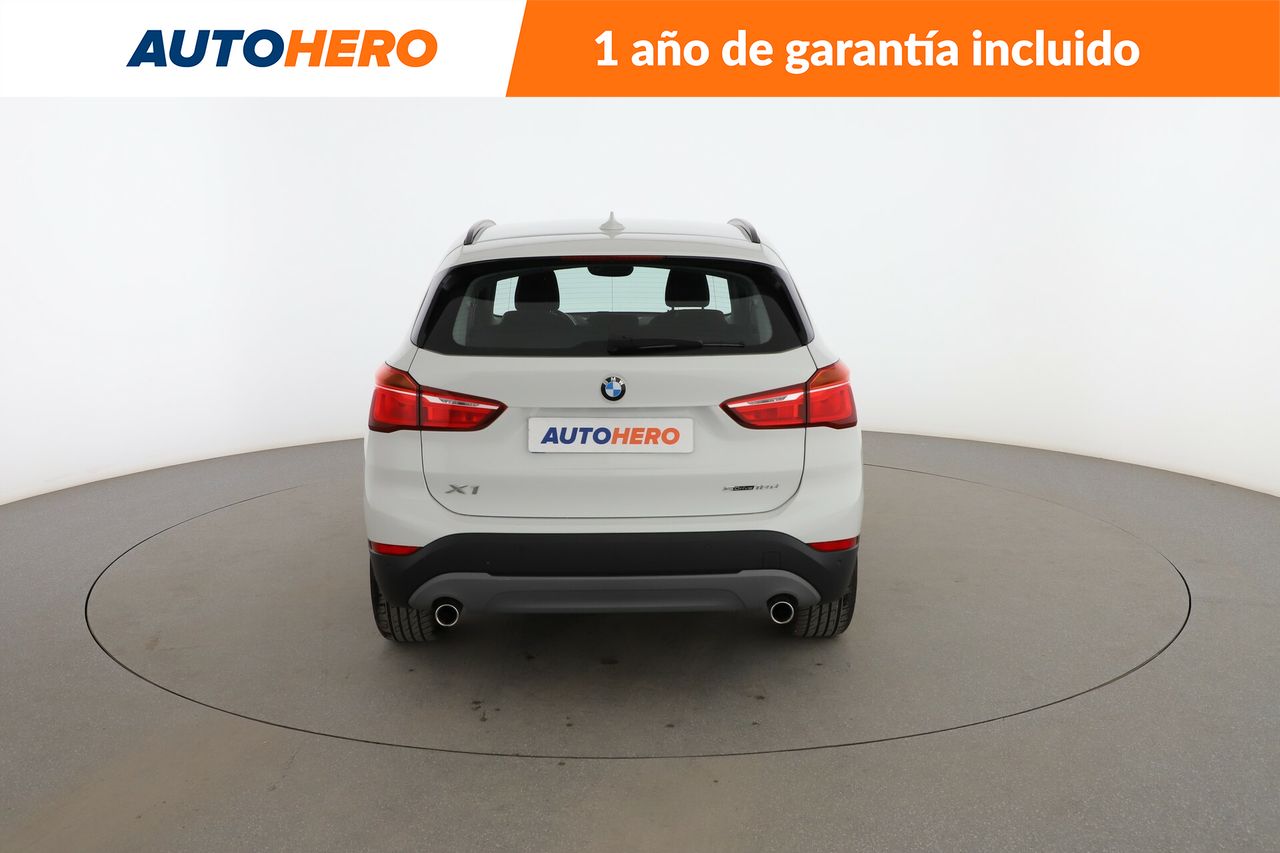 Foto BMW X1 4