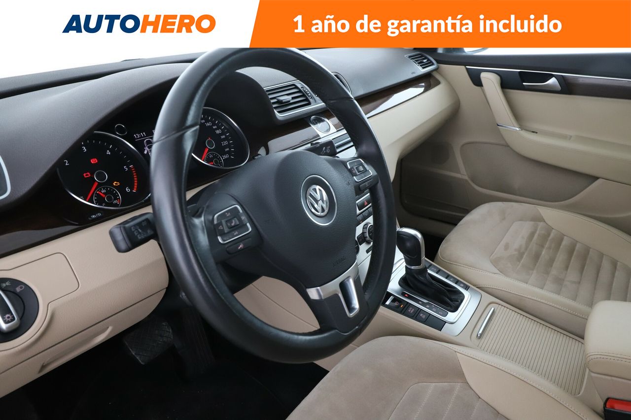 Foto Volkswagen Passat 11