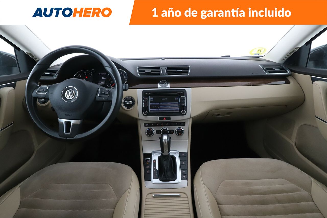 Foto Volkswagen Passat 12