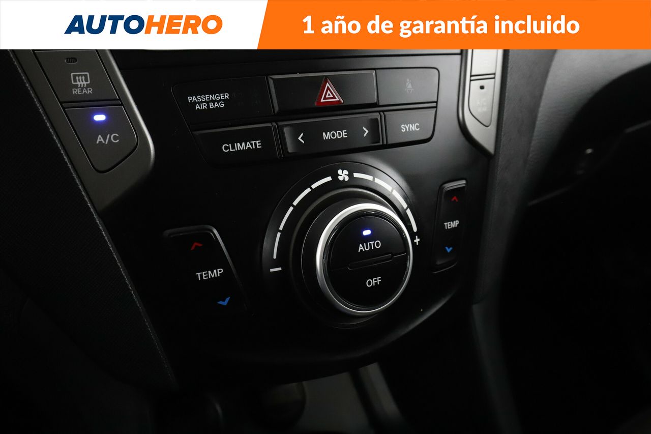 Foto Hyundai Santa Fe 29