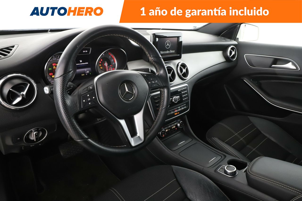 Foto Mercedes-Benz Clase GLA 12