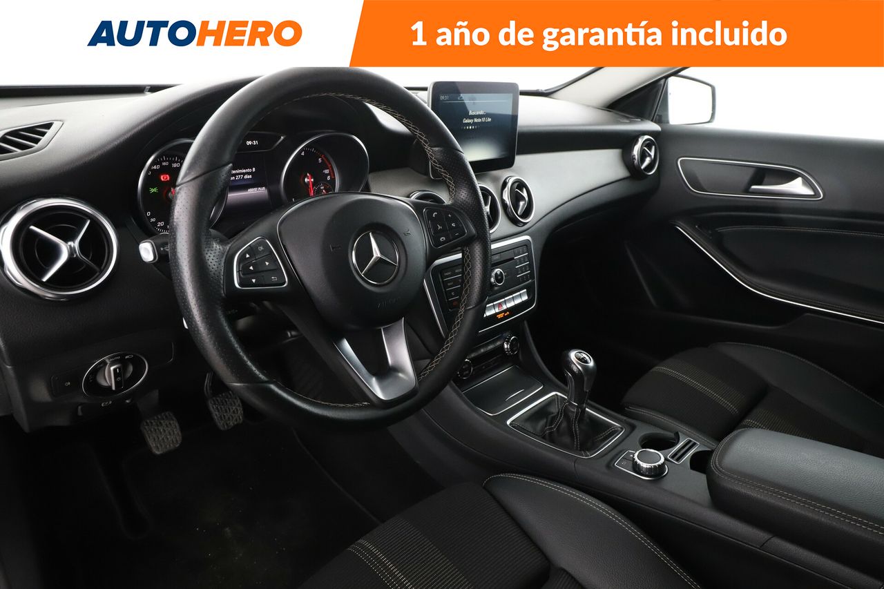 Foto Mercedes-Benz Clase GLA 12