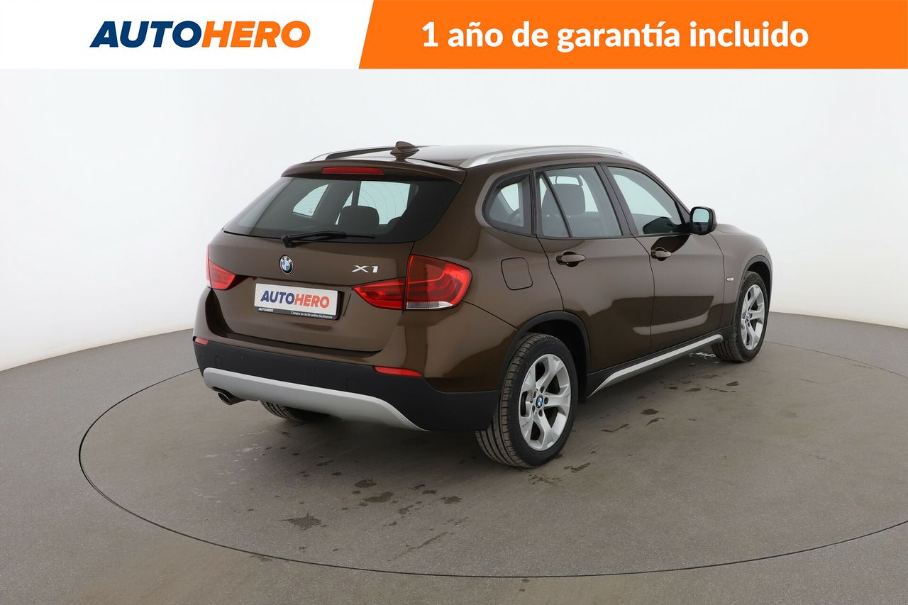 Foto BMW X1 6