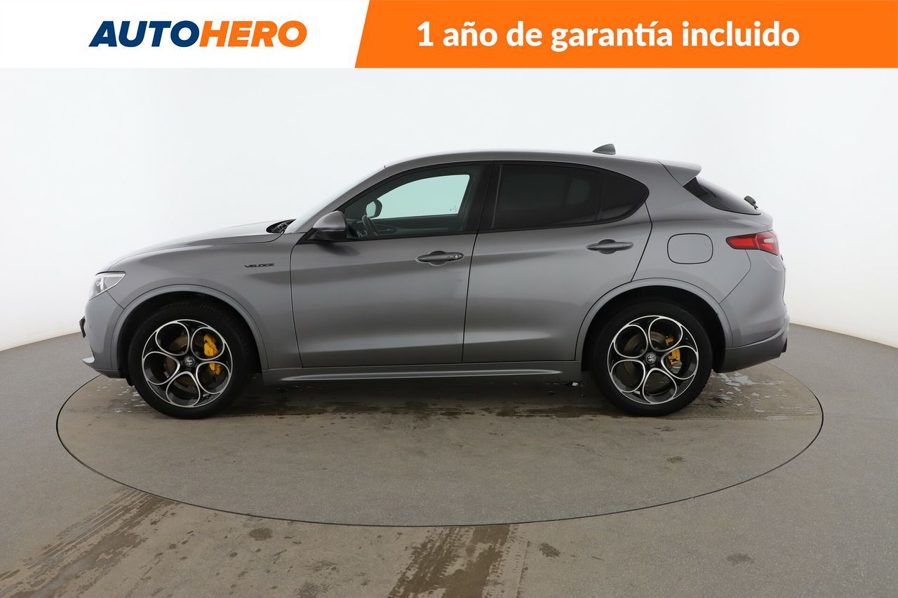 Foto Alfa Romeo Stelvio 3