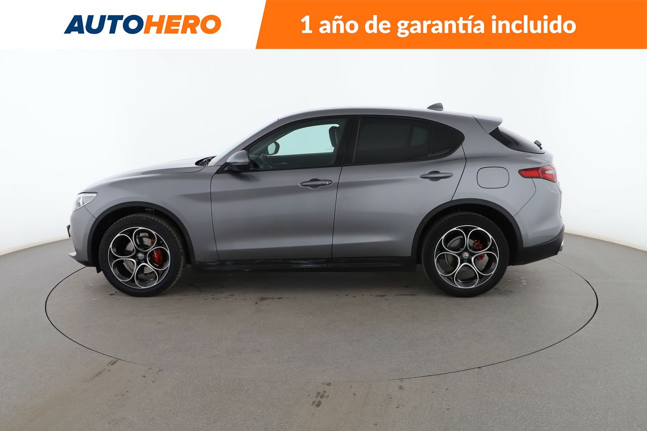 Foto Alfa Romeo Stelvio 2