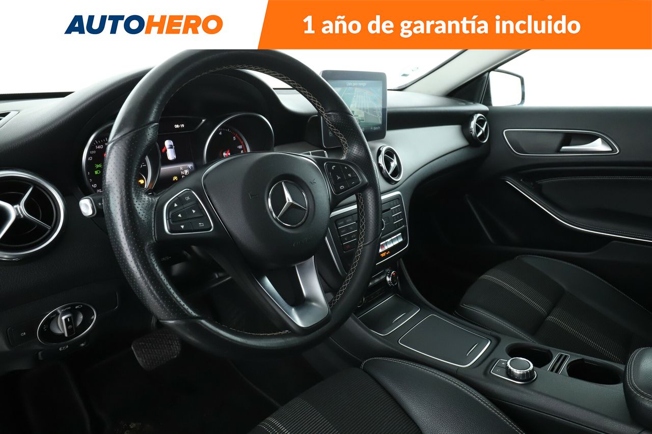 Foto Mercedes-Benz Clase GLA 11