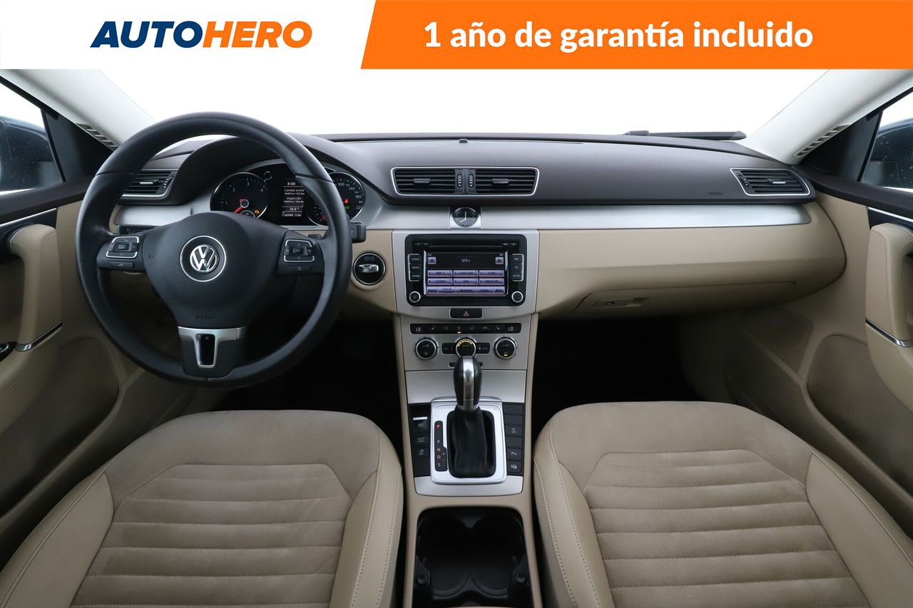 Foto Volkswagen Passat 12