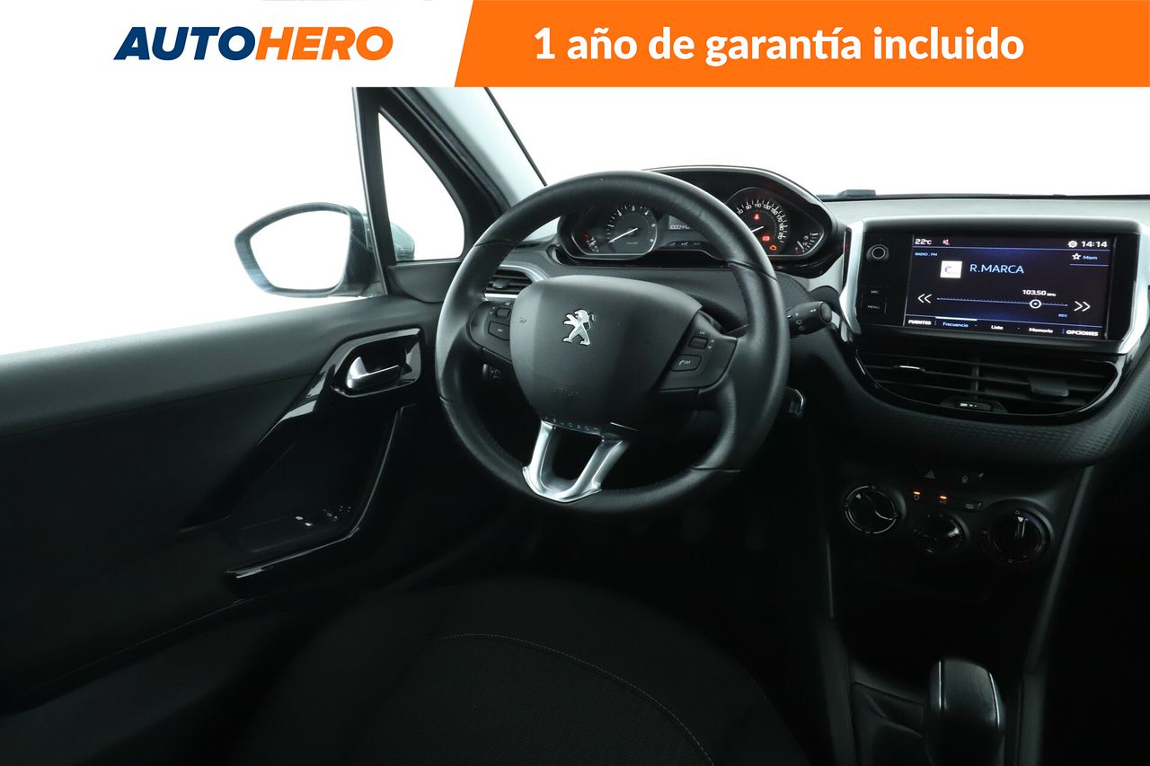 Foto Peugeot 208 14