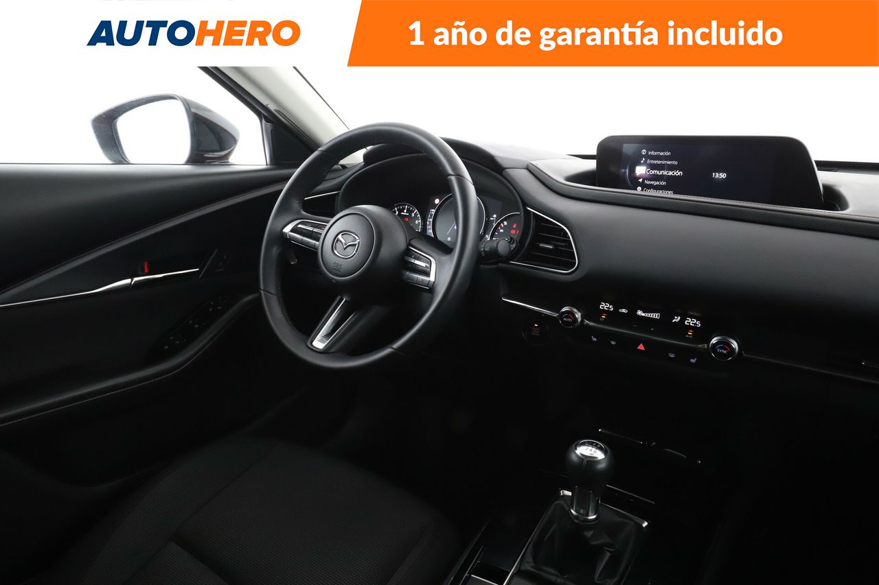 Foto Mazda CX-30 13