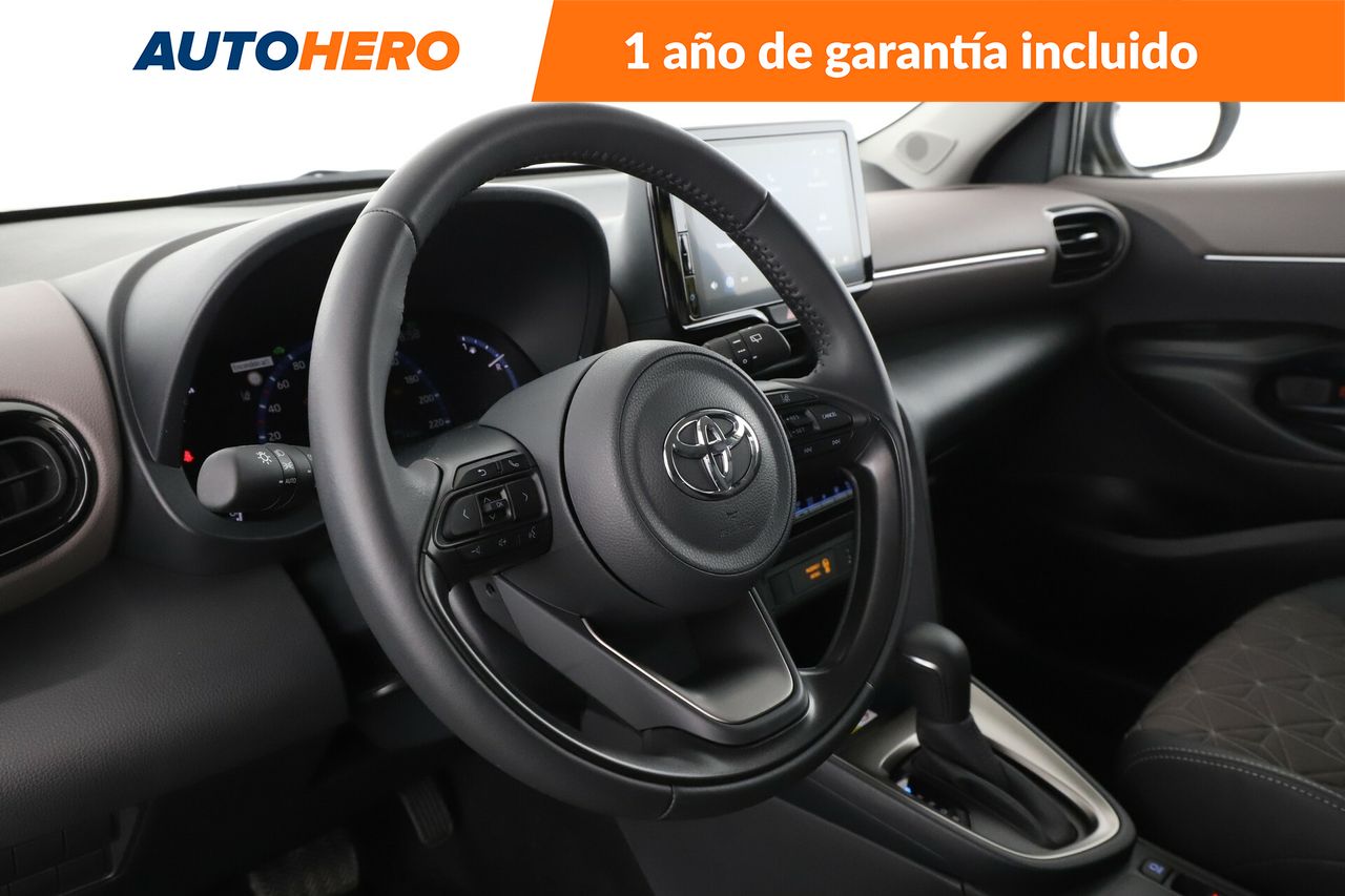 Foto Toyota Yaris 11