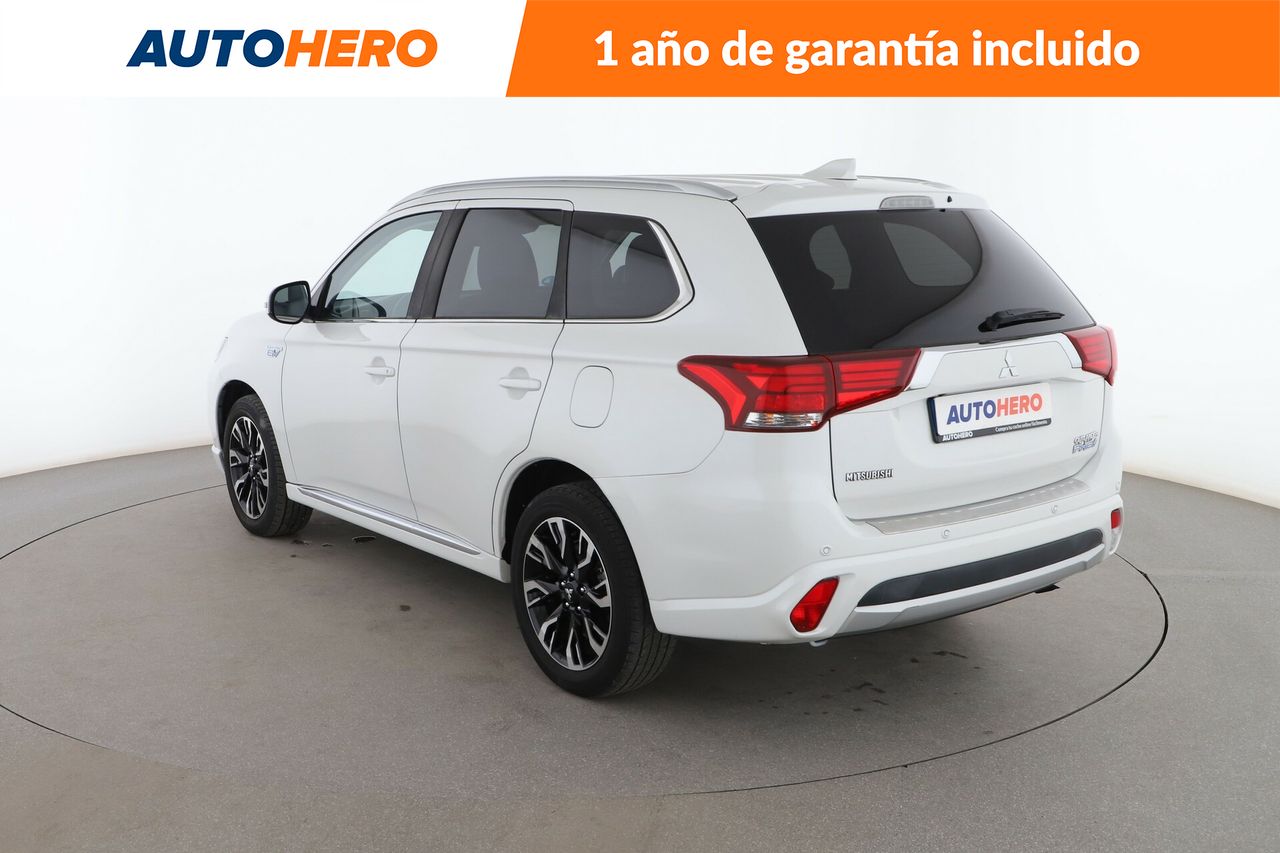 Foto Mitsubishi Outlander 4