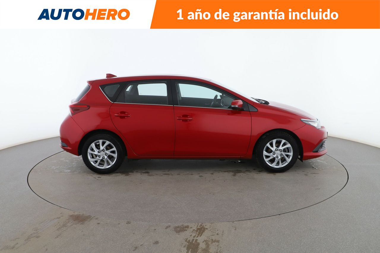 Foto Toyota Auris 7