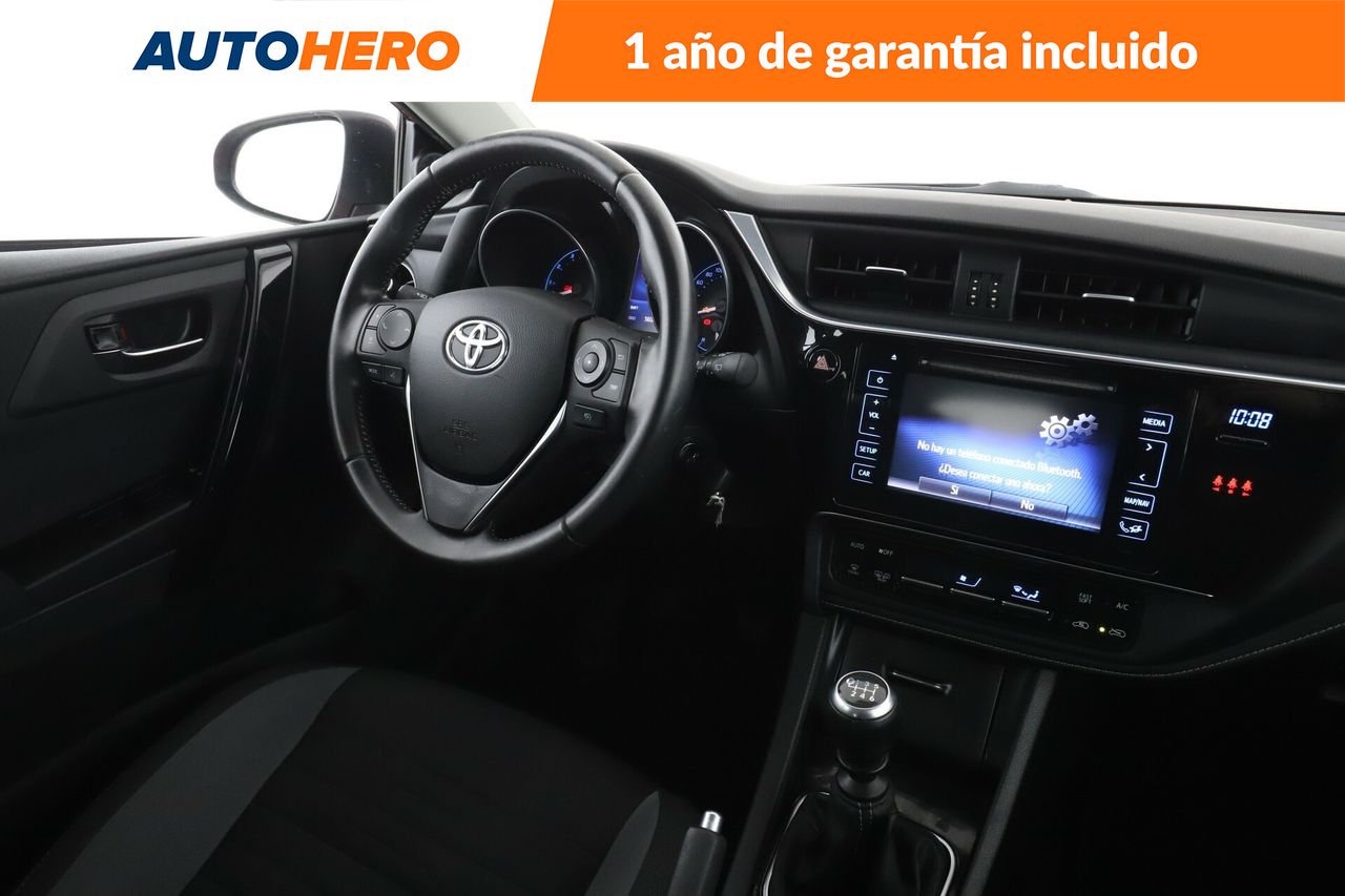 Foto Toyota Auris 14