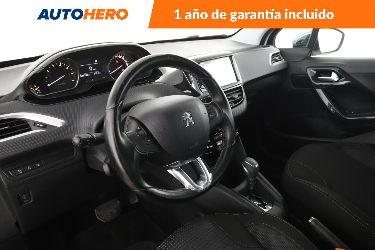 Foto Peugeot 208 11