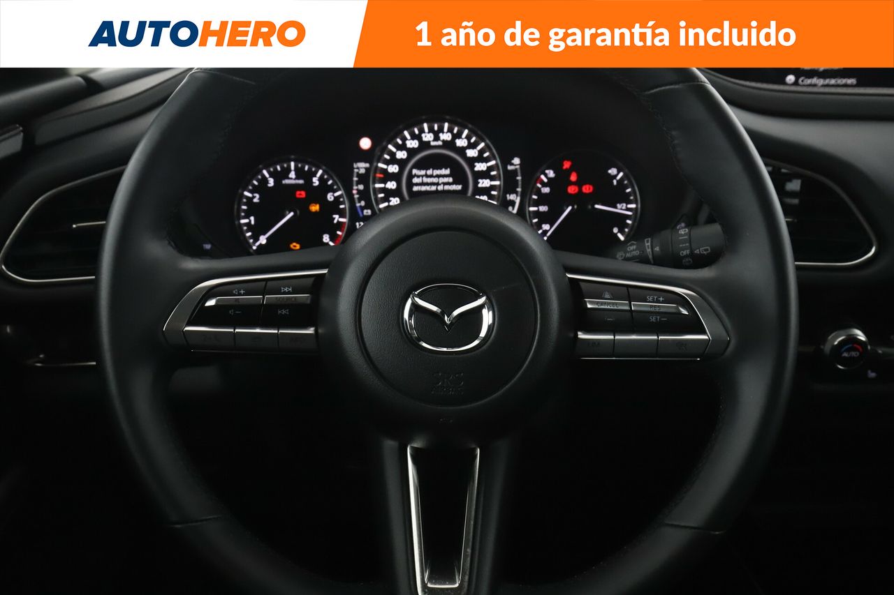 Foto Mazda CX-30 19