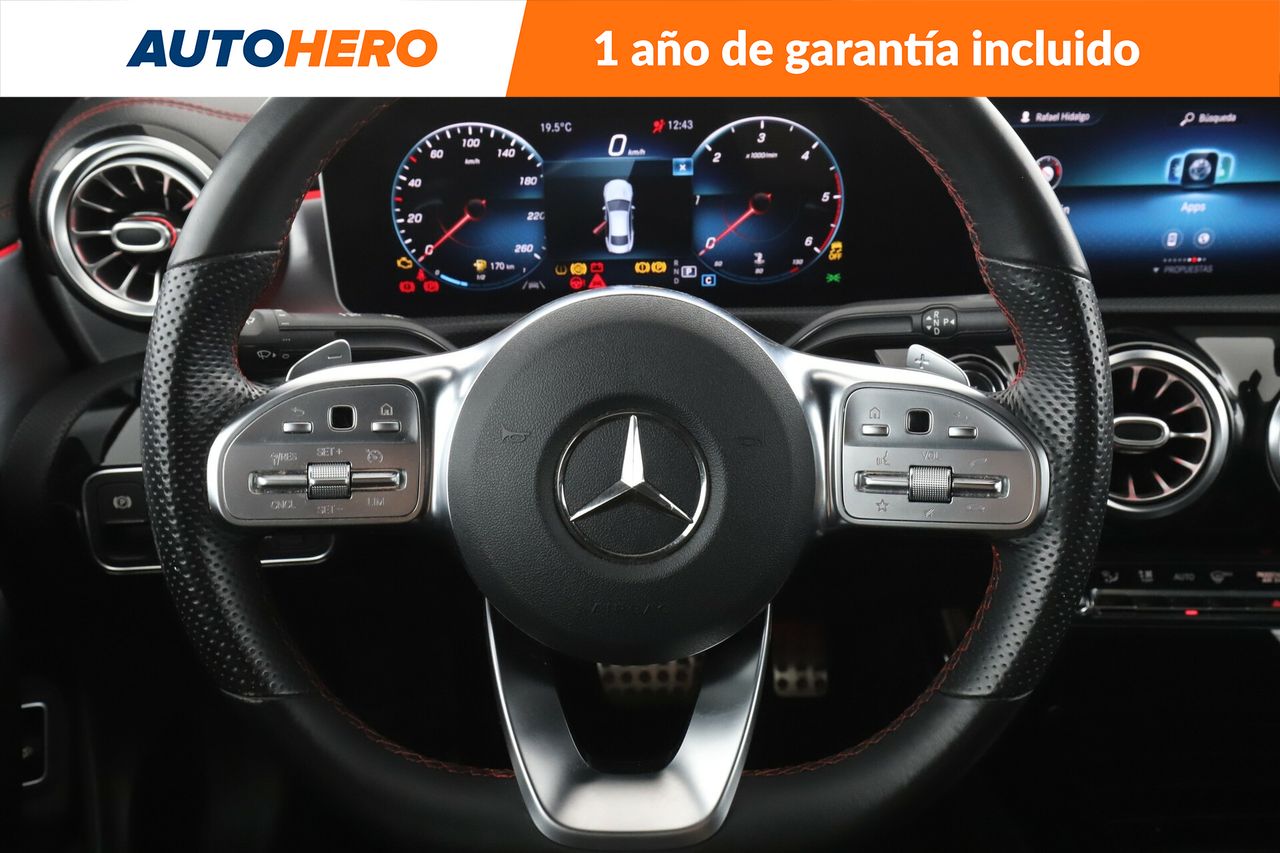 Foto Mercedes-Benz Clase CLA 19