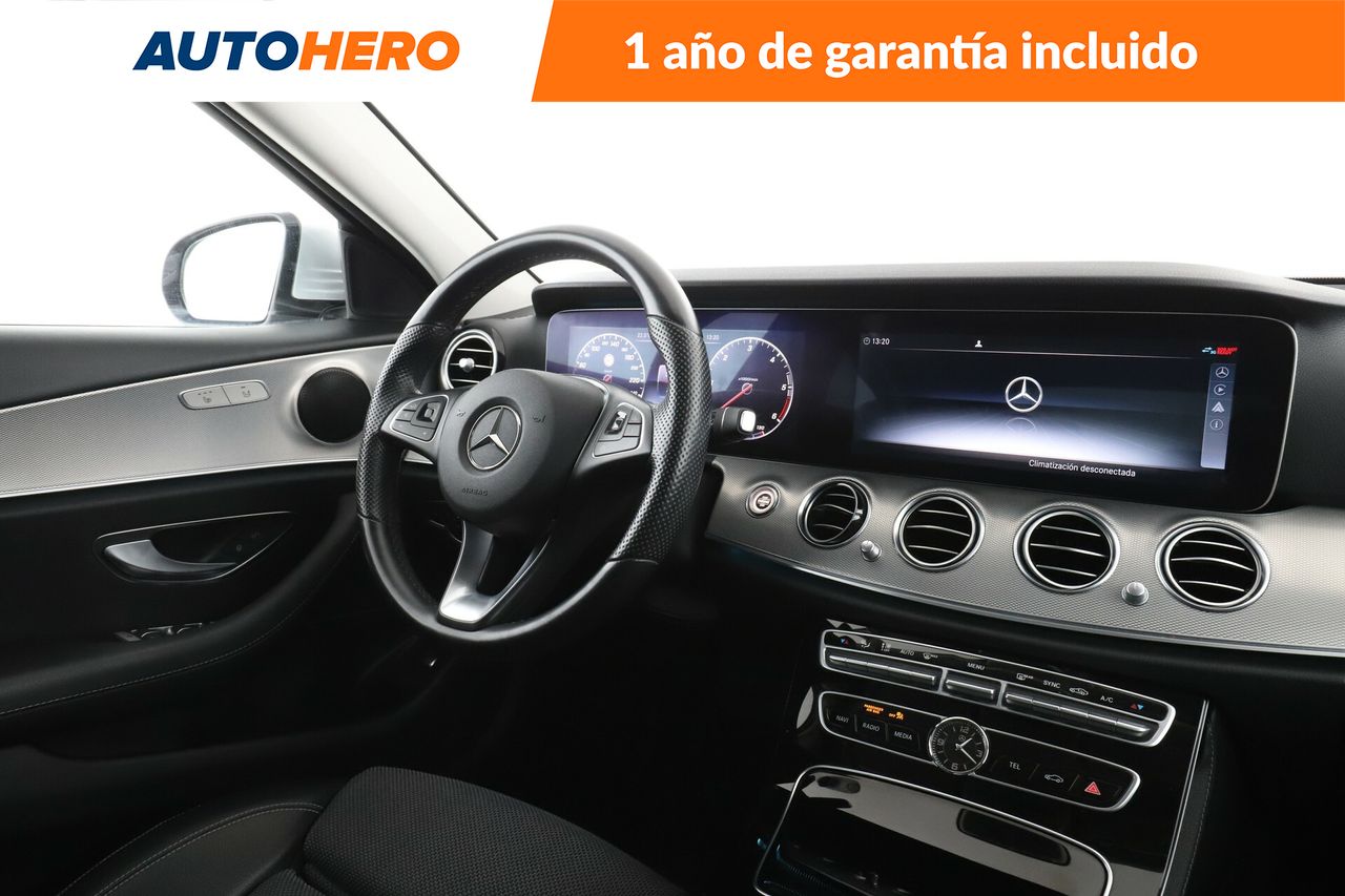 Foto Mercedes-Benz Clase E 12