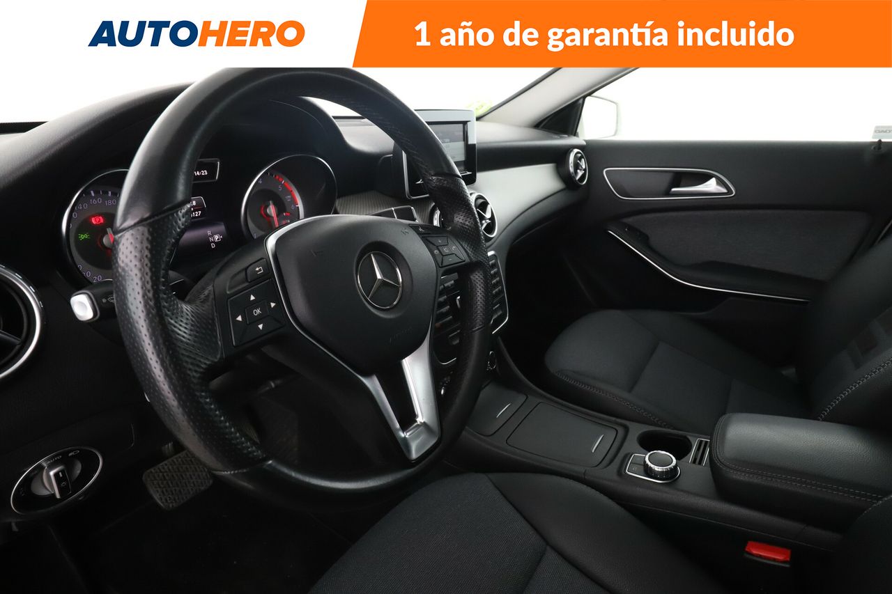 Foto Mercedes-Benz Clase GLA 11