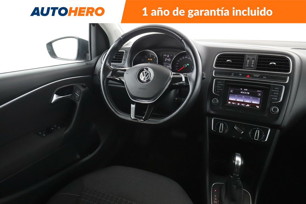 Foto Volkswagen Polo 14