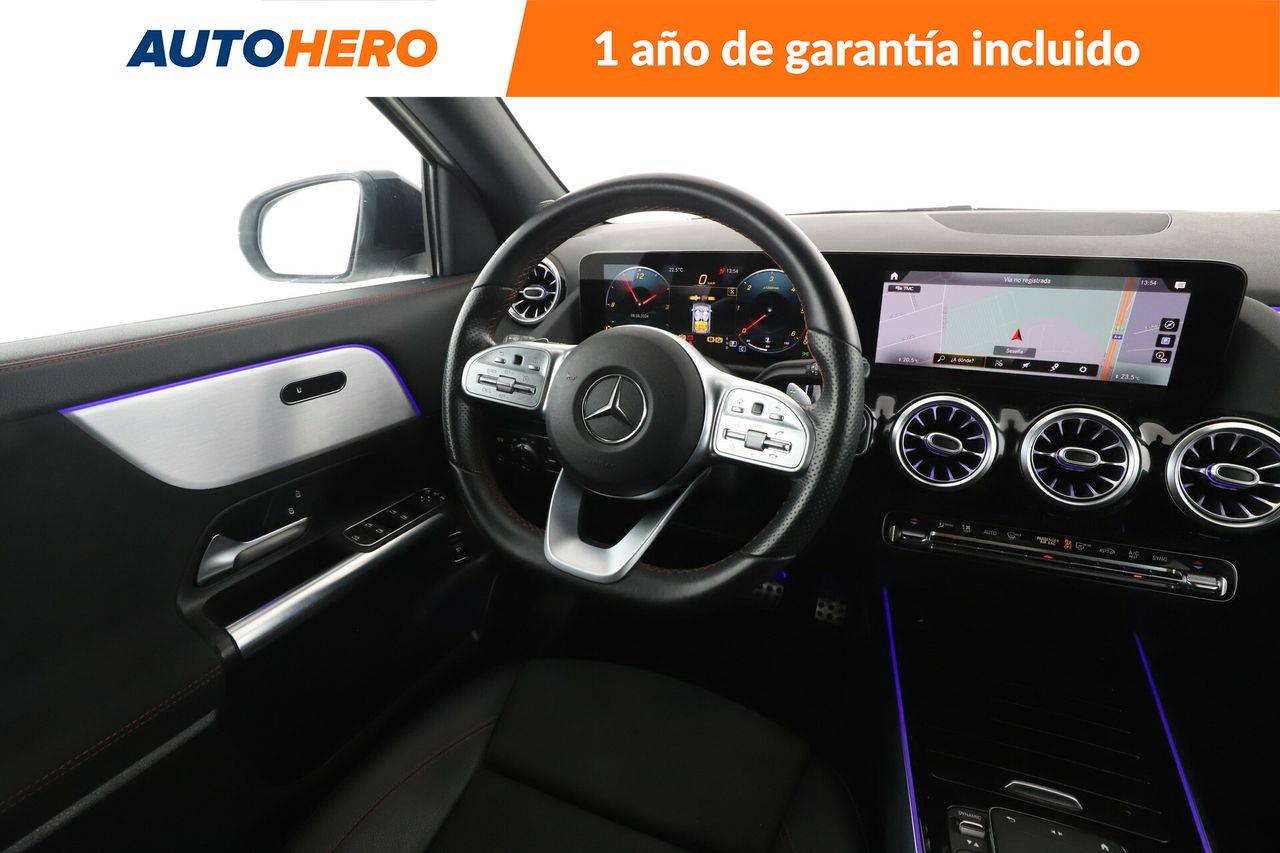 Foto Mercedes-Benz Clase GLA 13