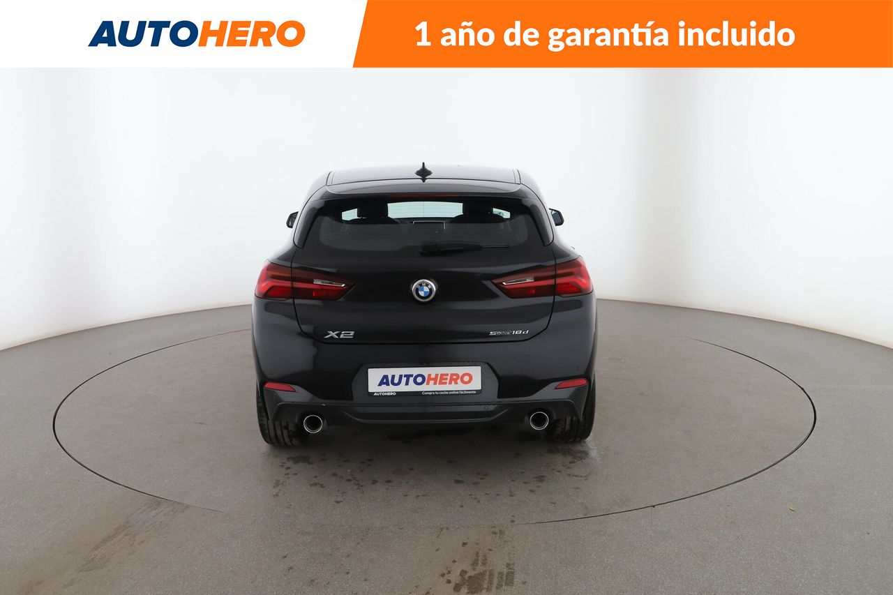 Foto BMW X2 4