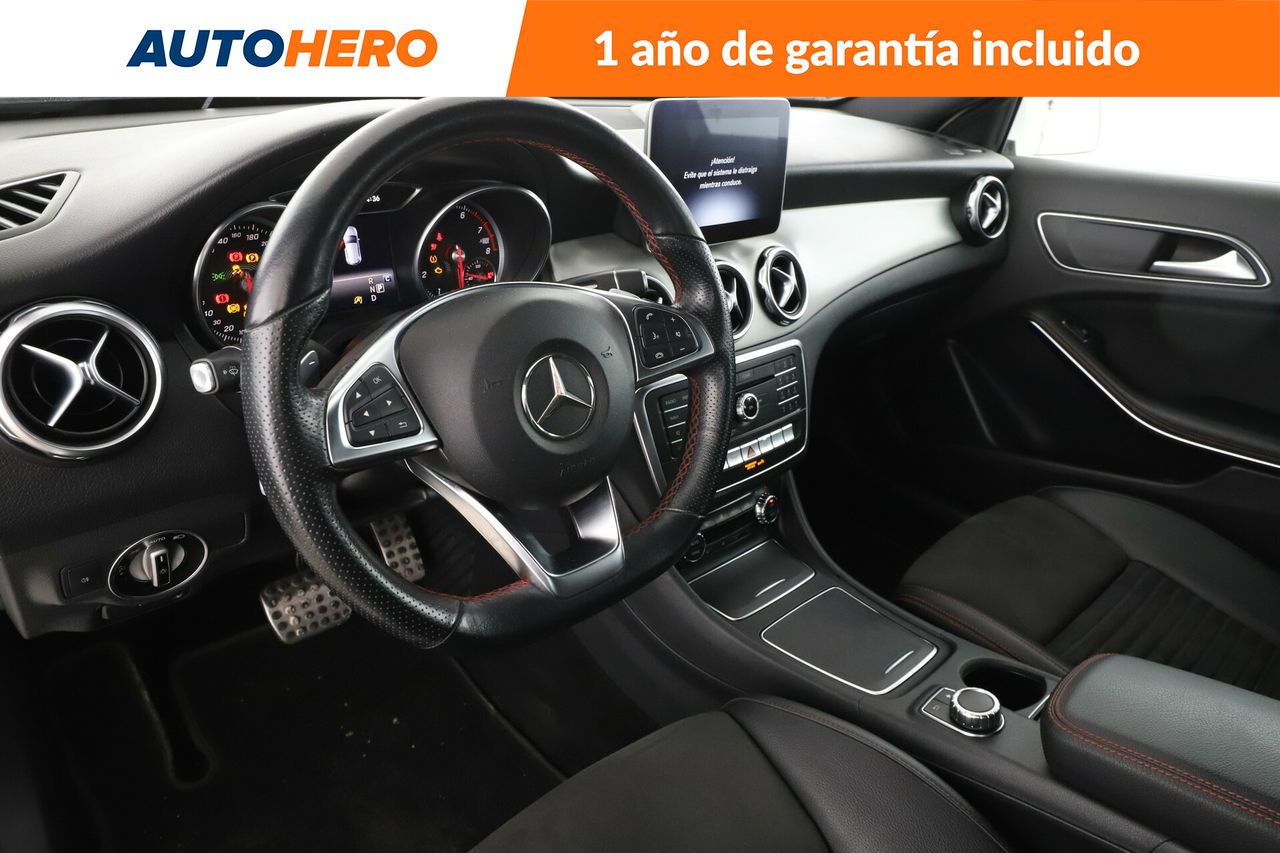 Foto Mercedes-Benz Clase GLA 11