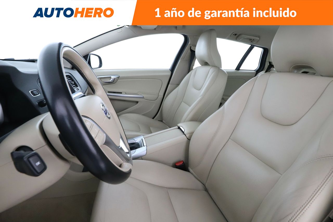 Foto Volvo V60 Cross Country 10