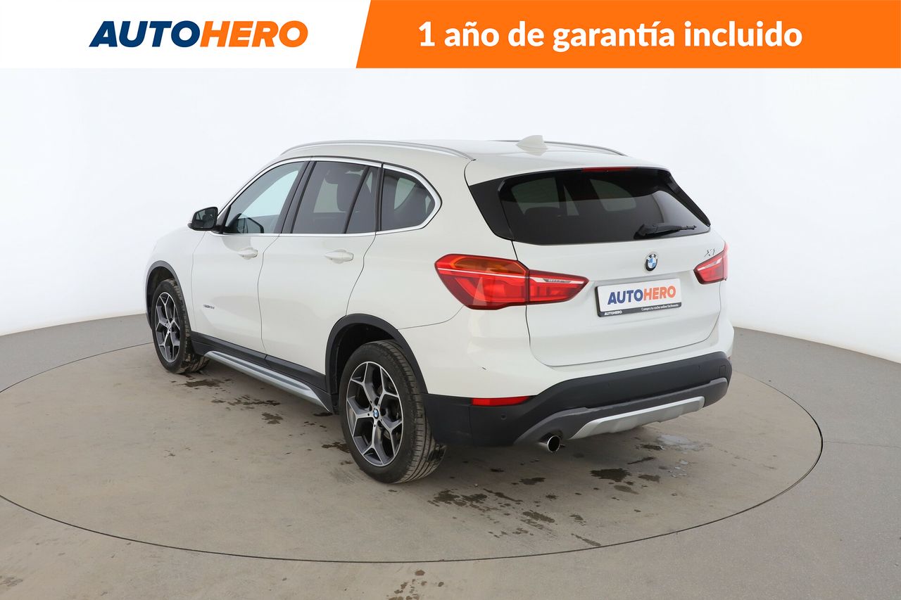 Foto BMW X1 4