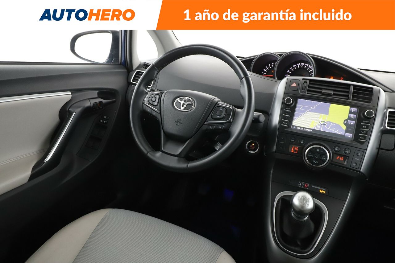 Foto Toyota Corolla Verso 13