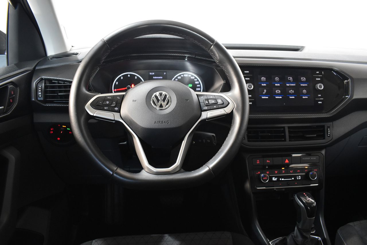 Foto Volkswagen T-Cross 13