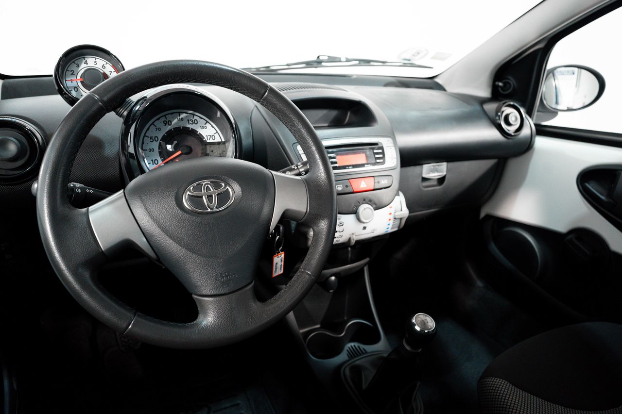 Foto Toyota Aygo 19