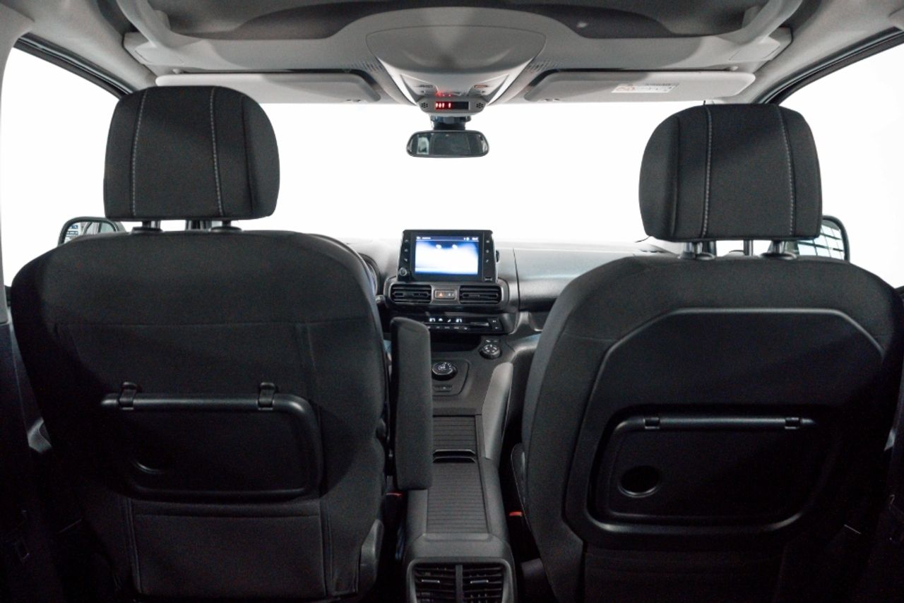 Foto Toyota Proace Verso 32