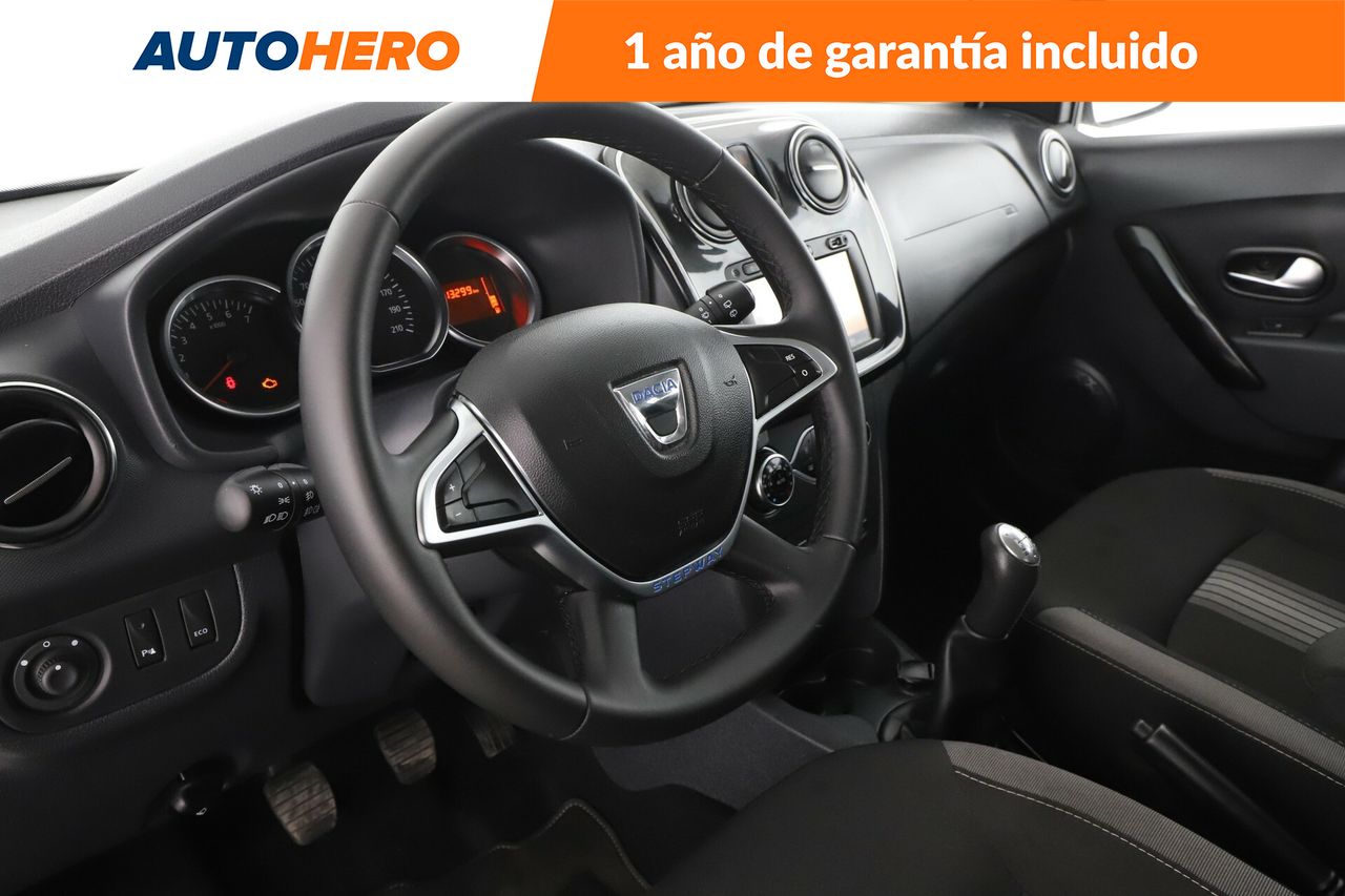 Foto Dacia Sandero 12