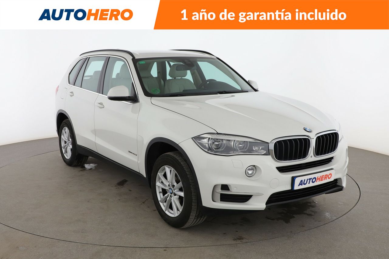 Foto BMW X5 8