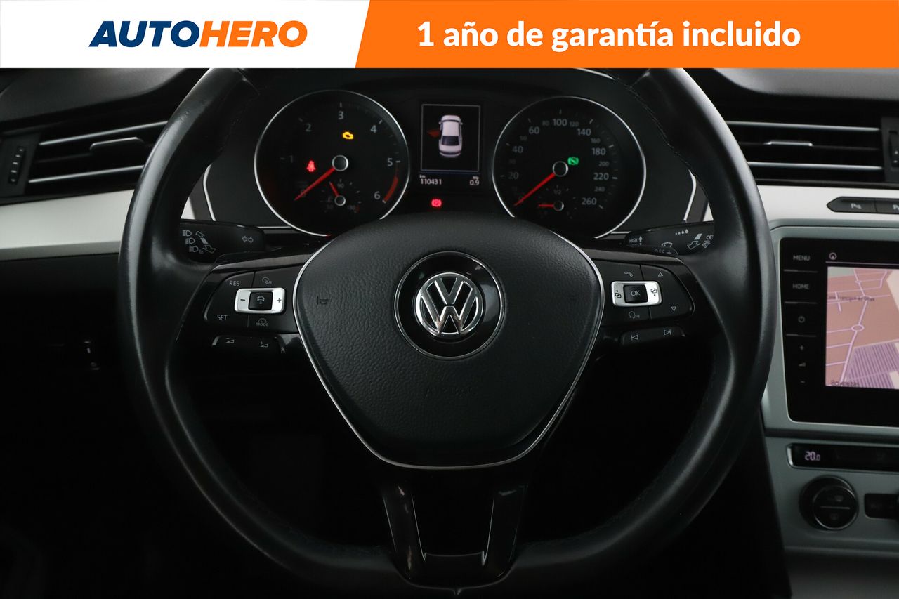 Foto Volkswagen Passat 20