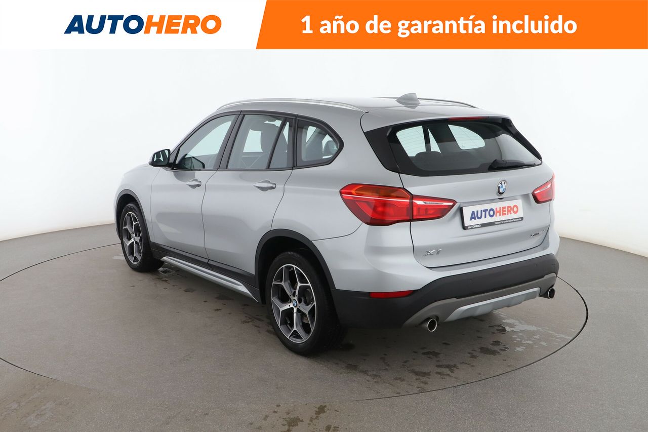 Foto BMW X1 4