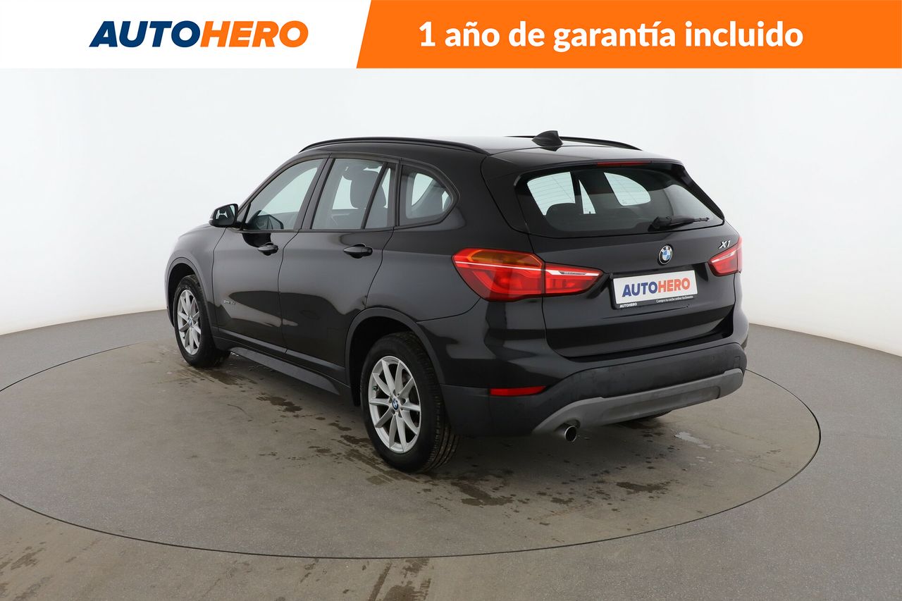 Foto BMW X1 4