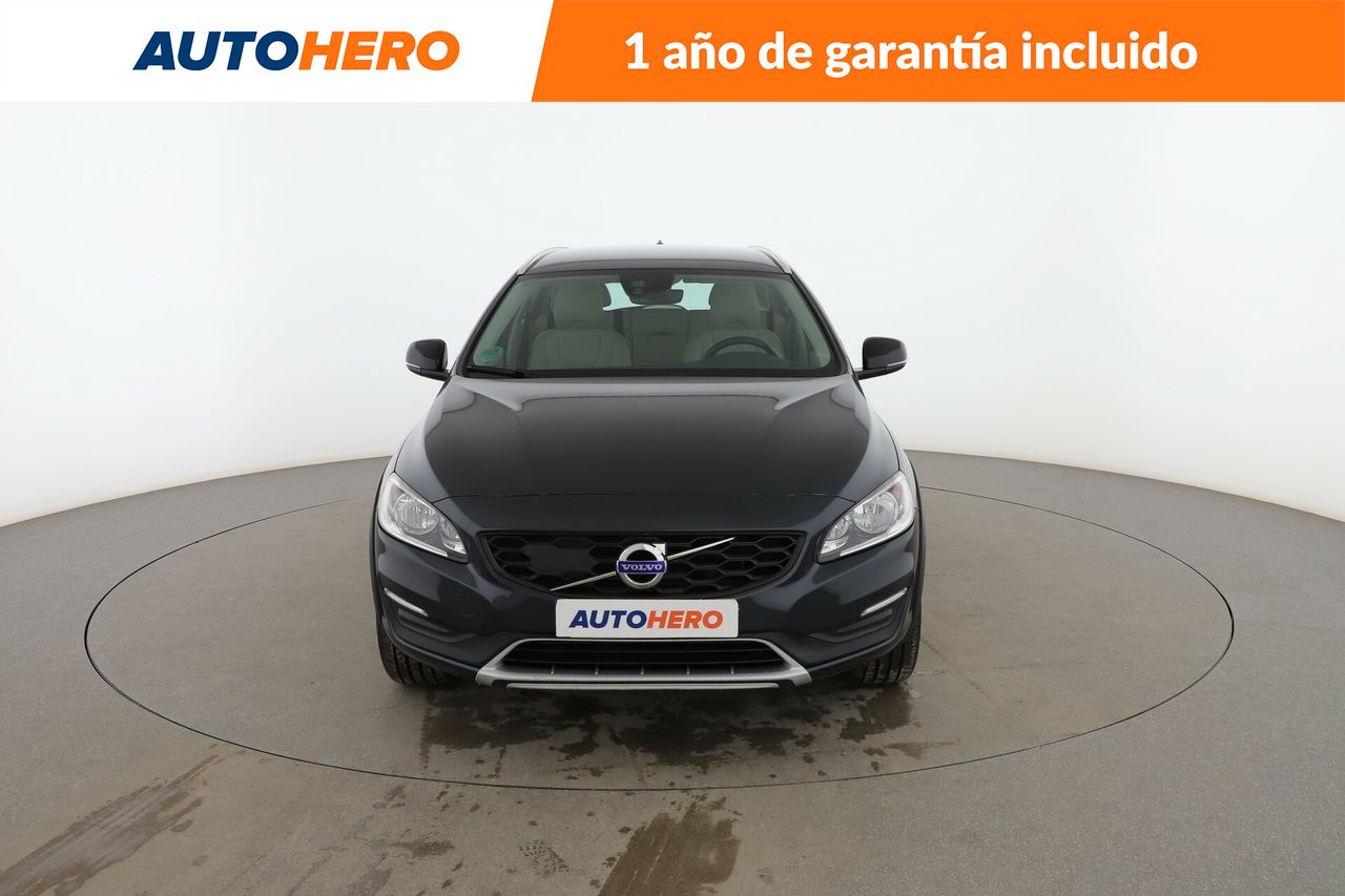 Foto Volvo V60 Cross Country 9