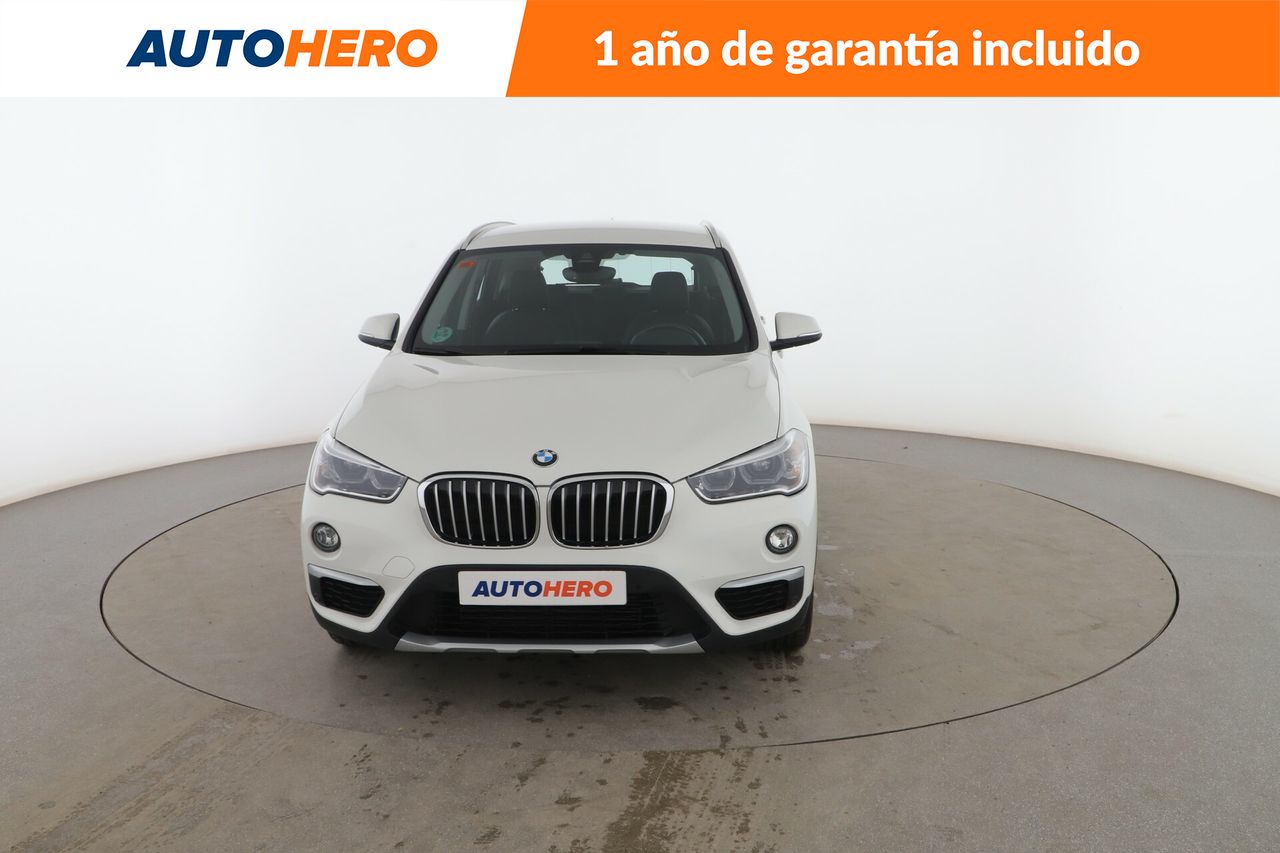 Foto BMW X1 9