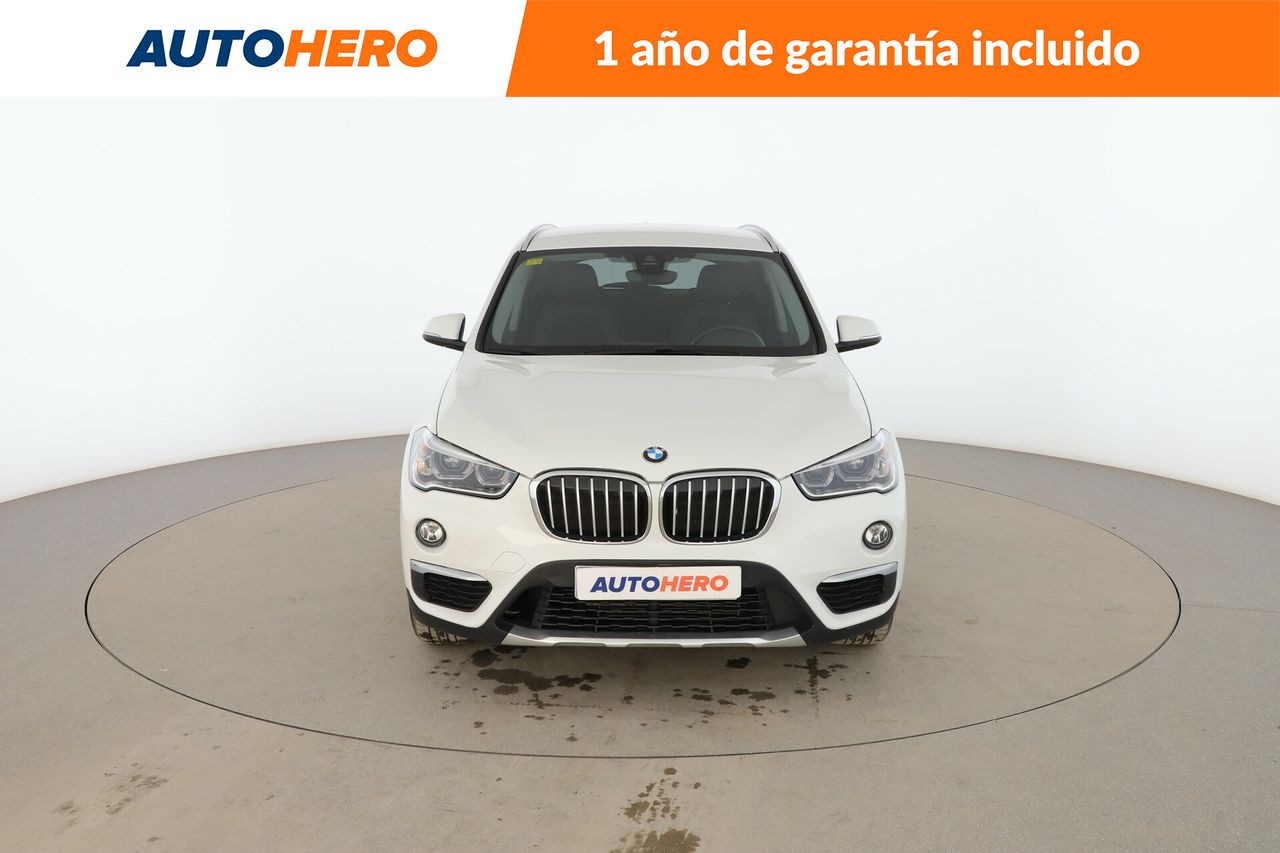 Foto BMW X1 9