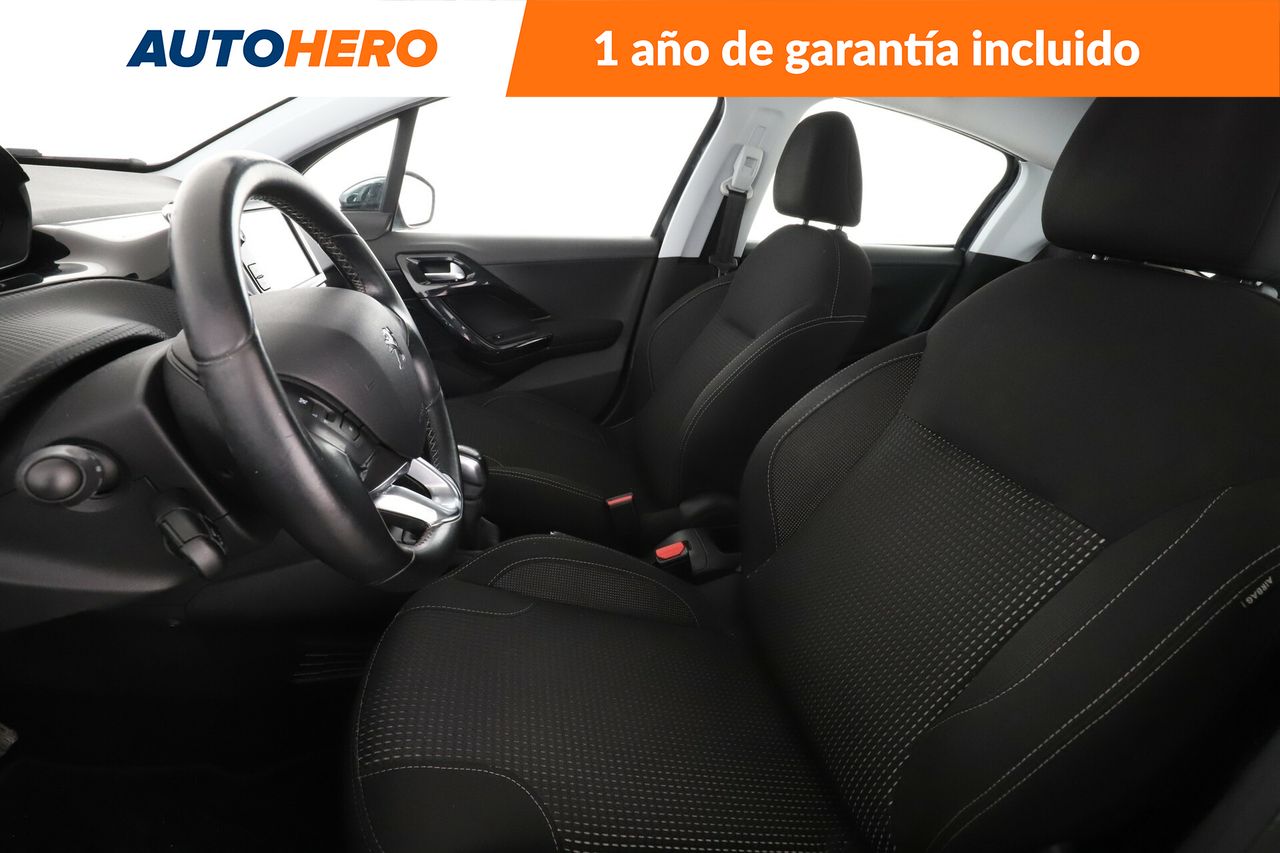 Foto Peugeot 208 11