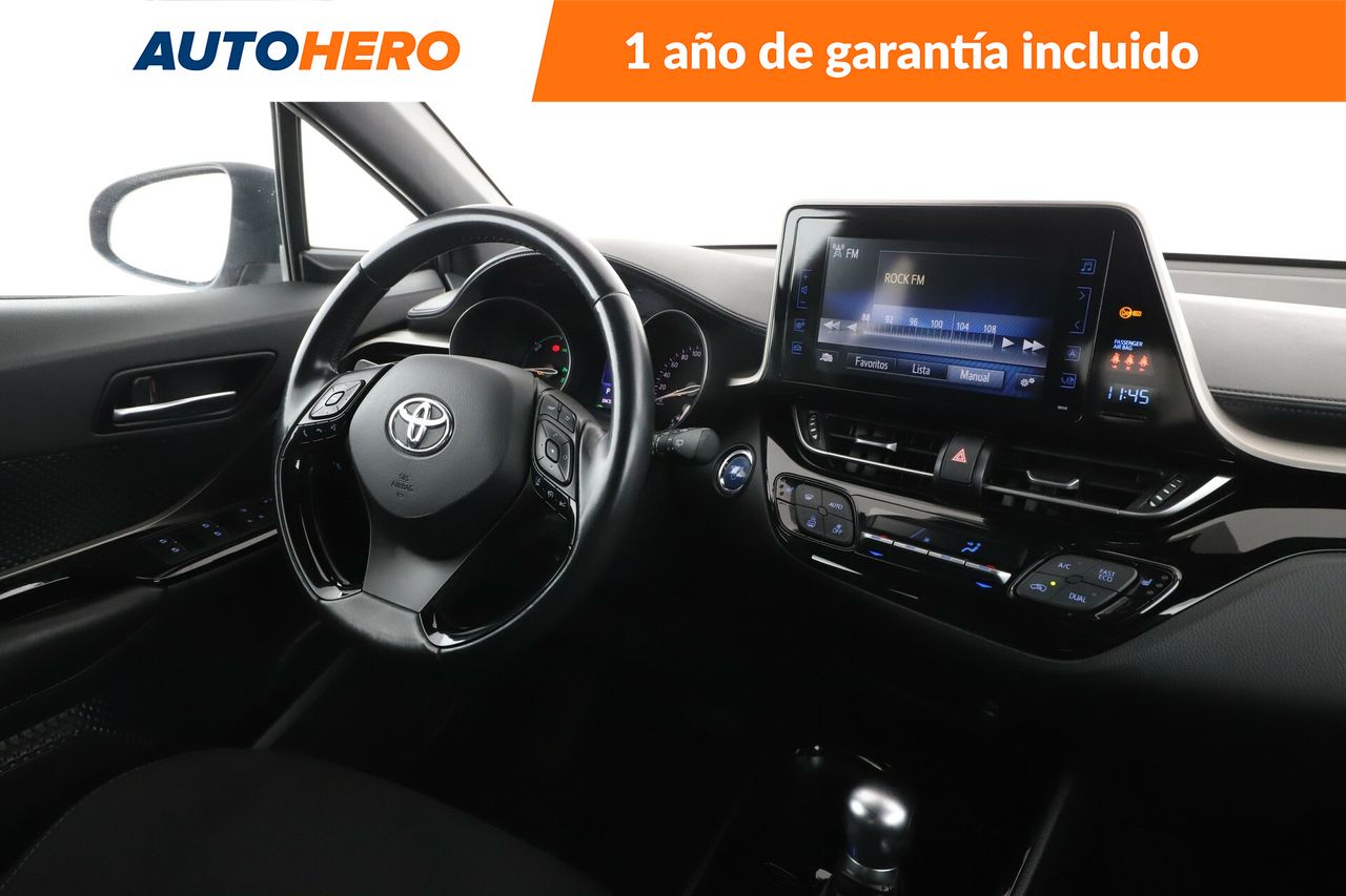 Foto Toyota C-HR 14