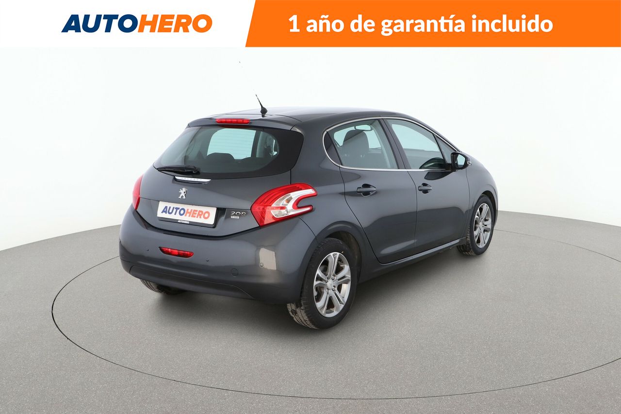 Foto Peugeot 208 6