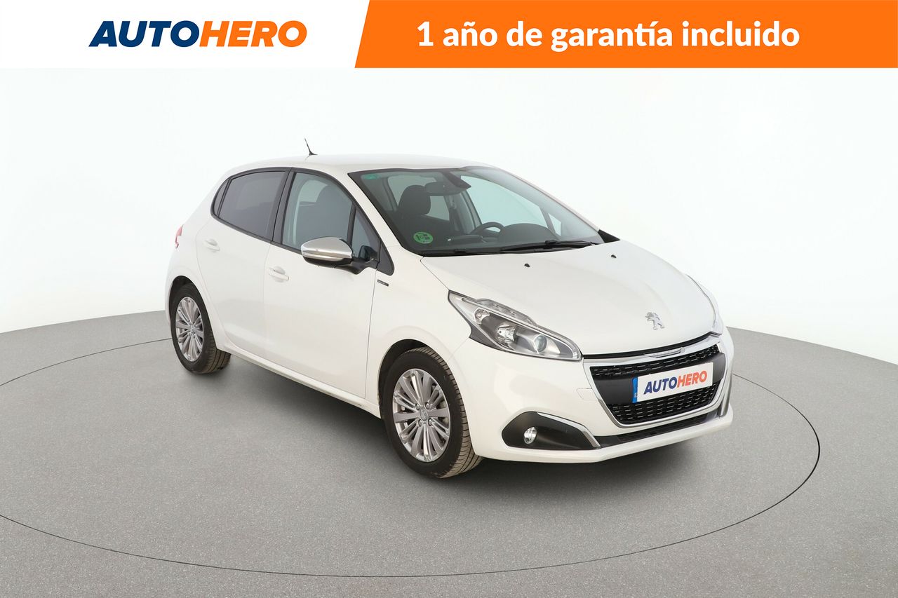 Foto Peugeot 208 8