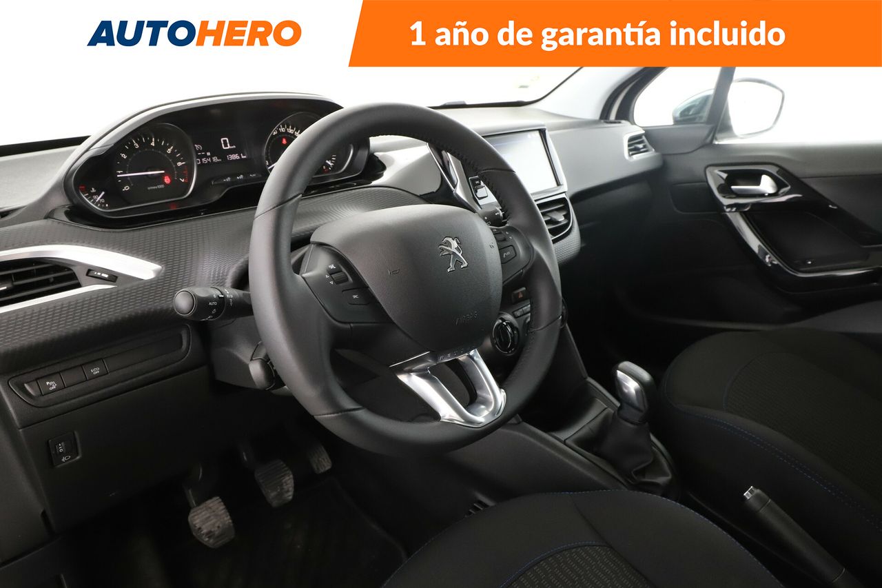 Foto Peugeot 208 12