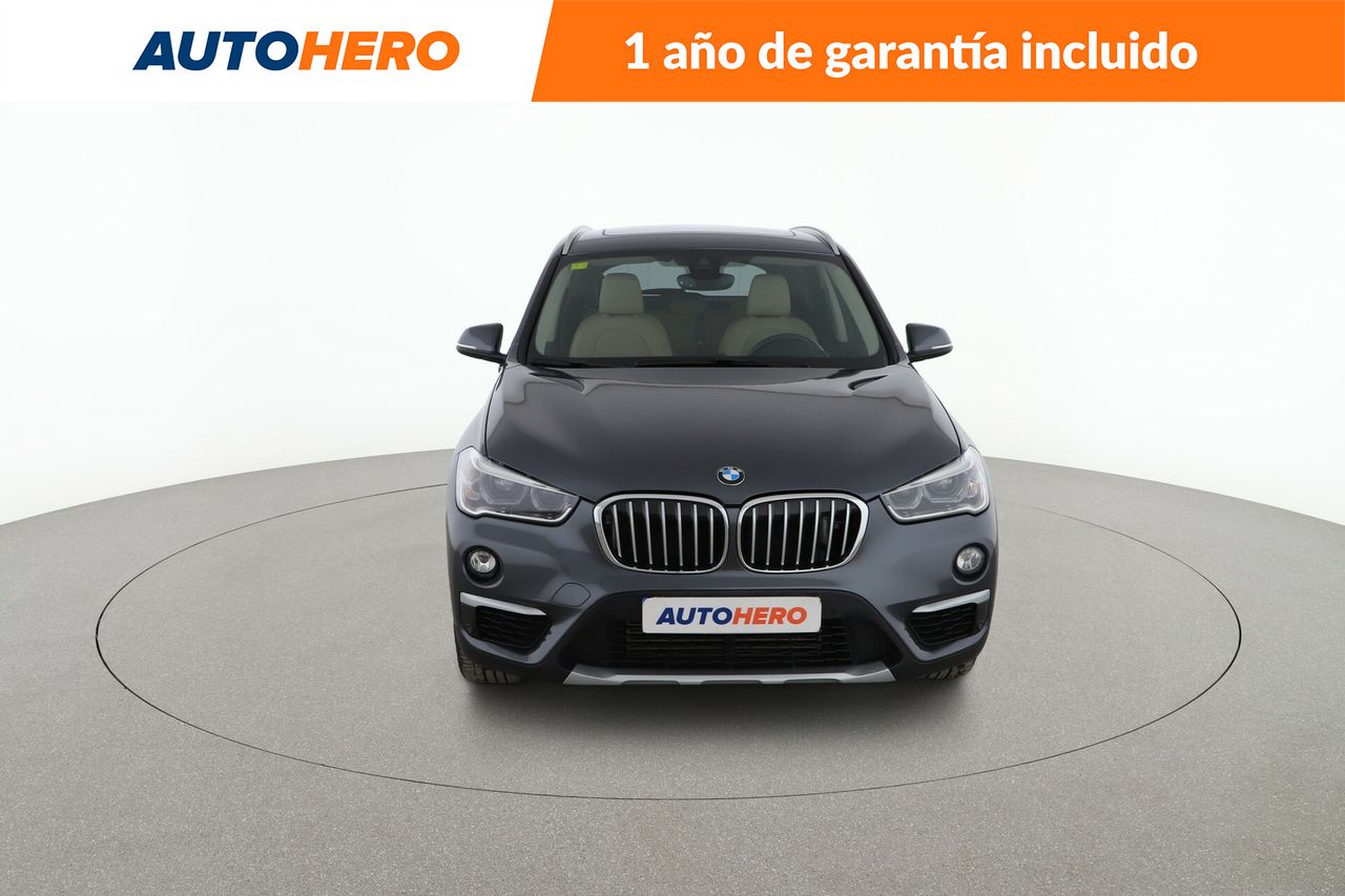 Foto BMW X1 9