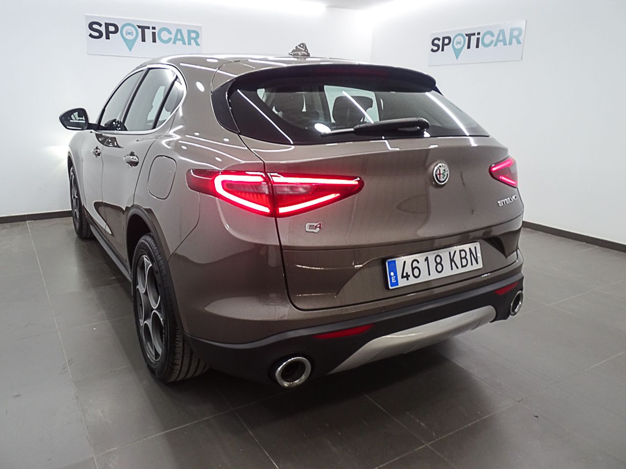 Foto Alfa Romeo Stelvio 16