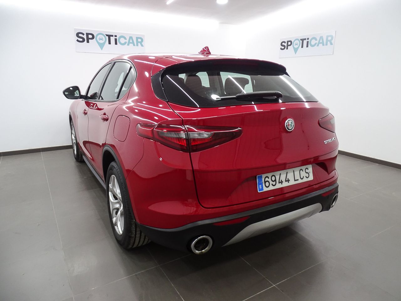 Foto Alfa Romeo Stelvio 8