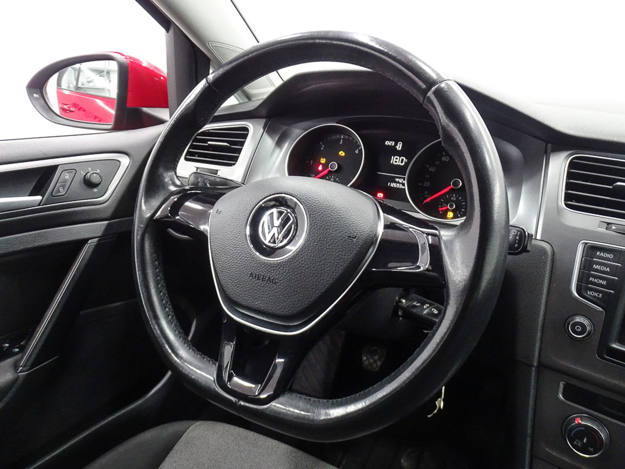 Foto Volkswagen Golf 16